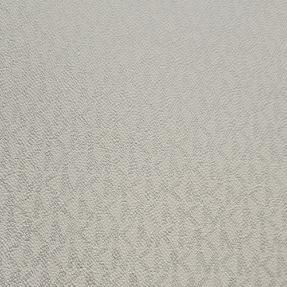 Michael Kors White With Silver Tote Bag - Picture 4 of 9